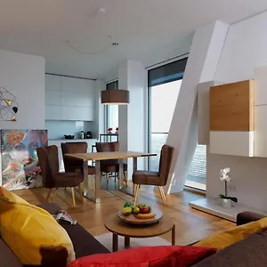 https://triiiple-suites-level-21-mit-balkon.vienna-besthotels.com
